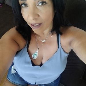 Meet your Posher, Cora